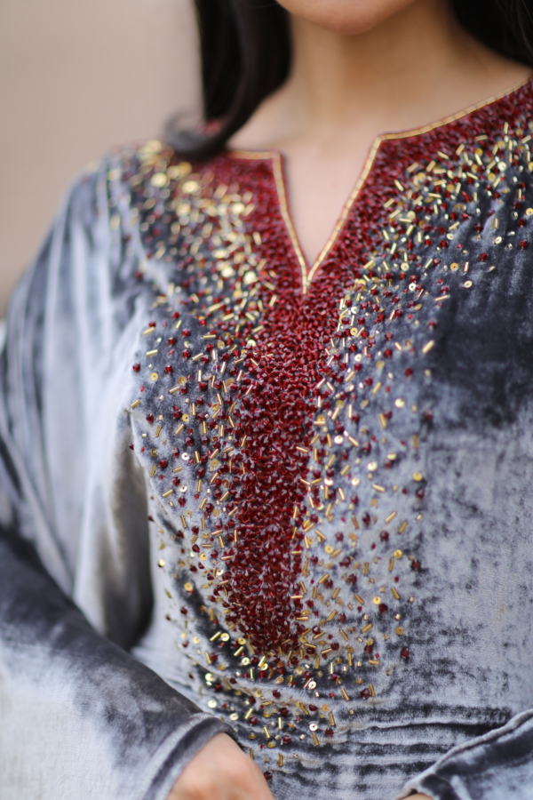 Modern Embroidered Ramadan Abaya - Image 3